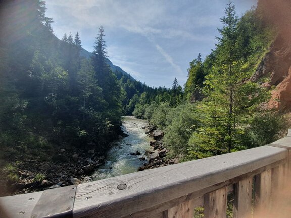 Wandern entlang der Brandenberger Ache Wandern entlang der Brandenberger Ache